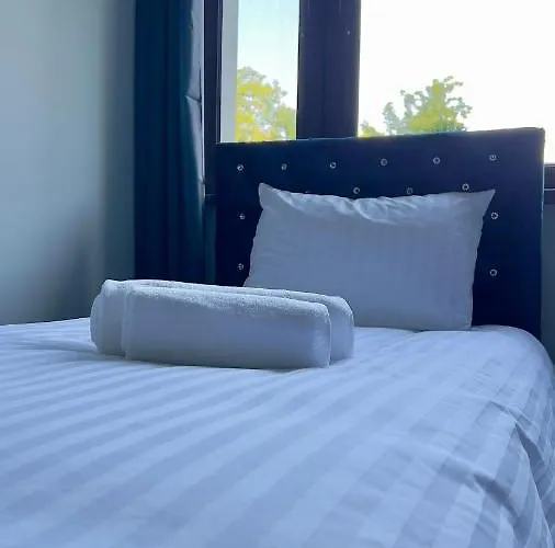 아파트호텔 W Dolinie Stawow Zator By Housine Las (Oswiecim)