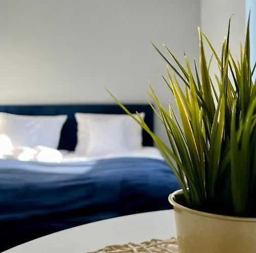 W Dolinie Stawow Zator By Housine 아파트호텔 3*