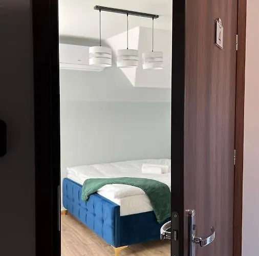 W Dolinie Stawow Zator By Housine 아파트호텔 3*